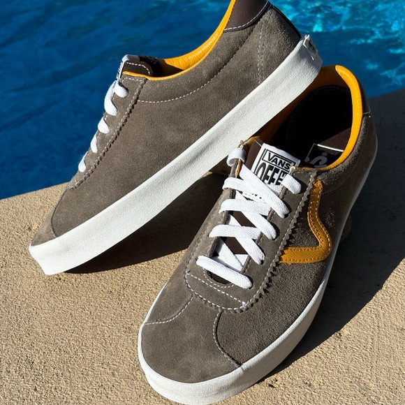 Vans Hipster Brown Suede Sneakers - Picture 5 of 12
